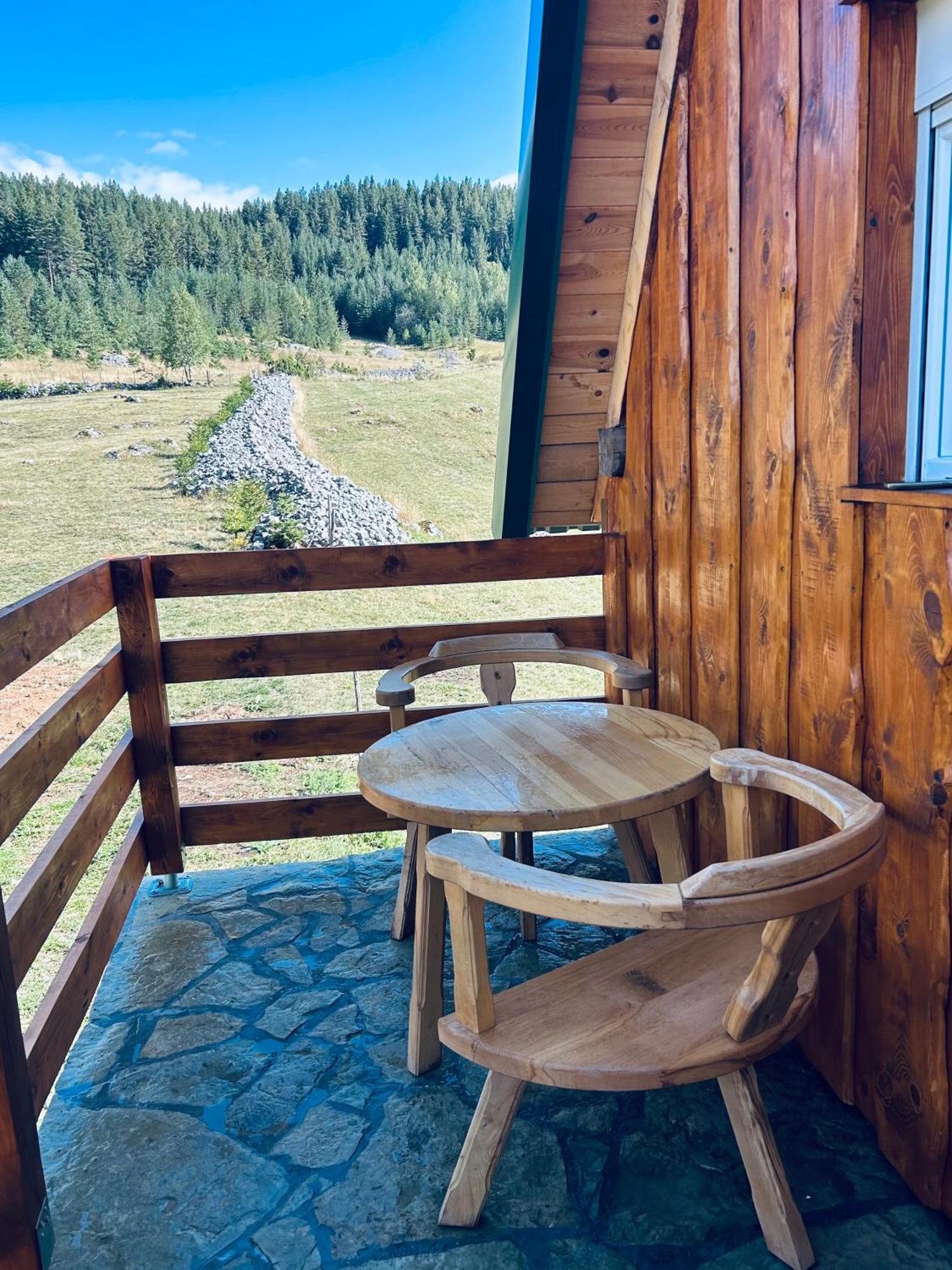 Nomad Lodge Zminica Žabljak Eksteriør billede